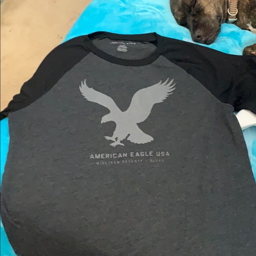 Men’s American eagle tshirt